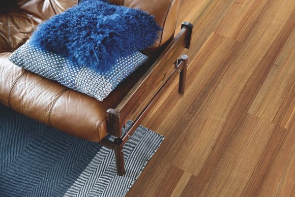 Alternative view of SÀN GỖ PERGO ARENDAL 04319