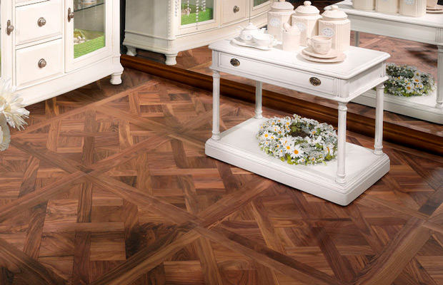 Ván Sàn Engineer Hoa Văn Căm Xe